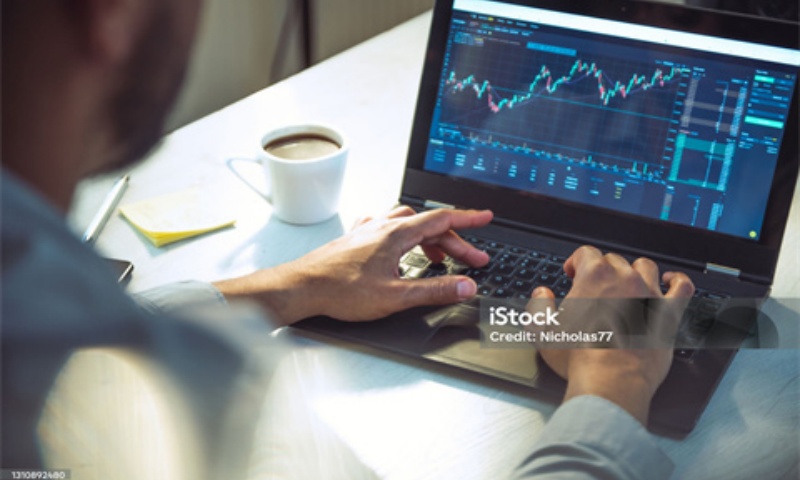 多因素交织下虚拟货币价格波动的复杂影响及相关分析